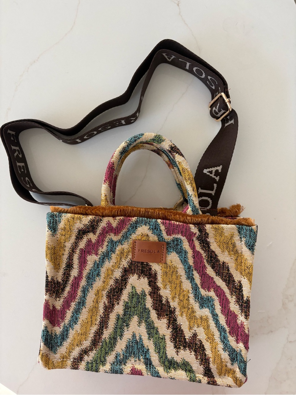 Multicolor Zigzag Crossbody Tote with Adjustable Strap